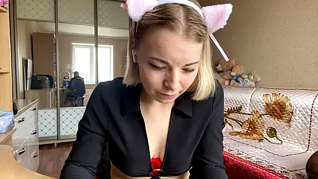 HoppedArea online show from October 22, 9:20 am