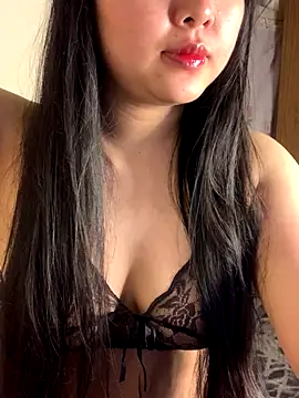 Snapshot of Aimee_milk chatting on December 3, 2:26 pm Aimee milk online show from December 3, 2:26 pm