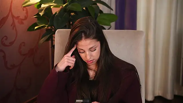 Snapshot of JohannaCharlon chatting on October 15, 12:27 pm JohannaCharlon online show from October 15, 12:27 pm