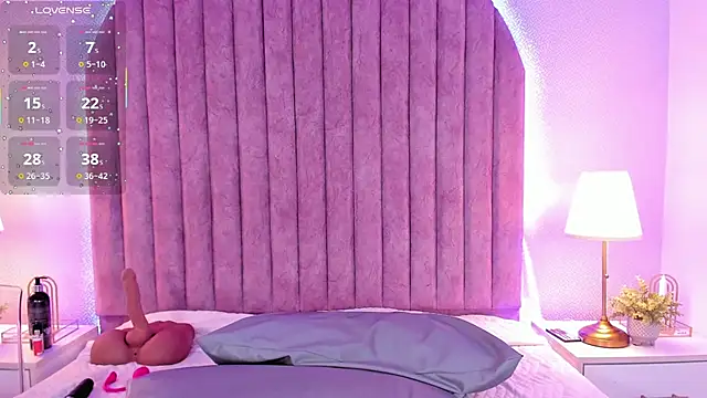 ShaylaDavis online show from November 10, 4:28 pm