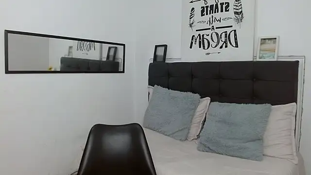 Snapshot of Maria_jose_xx chatting on October 16, 2:12 am Maria jose xx online show from October 16, 2:12 am