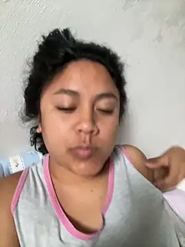 Snapshot of Techi0525 chatting on November 12, 12:16 pm Techi0525 online show from November 12, 12:16 pm