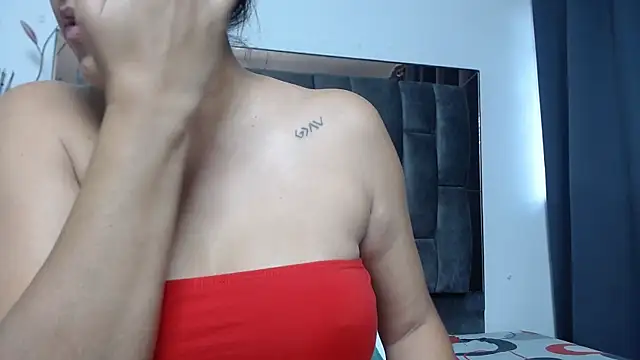 Salmma Milf online show from December 16, 11:37 am