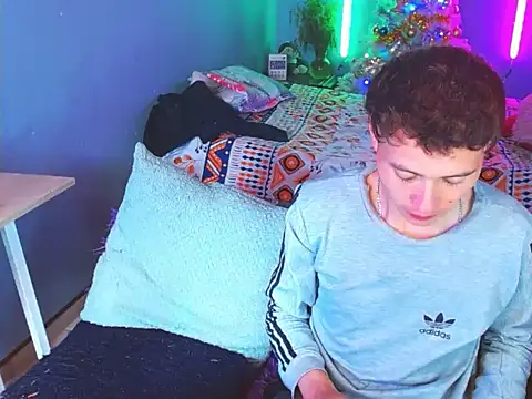 Latin boysxxxx online show from December 15, 9:08 pm