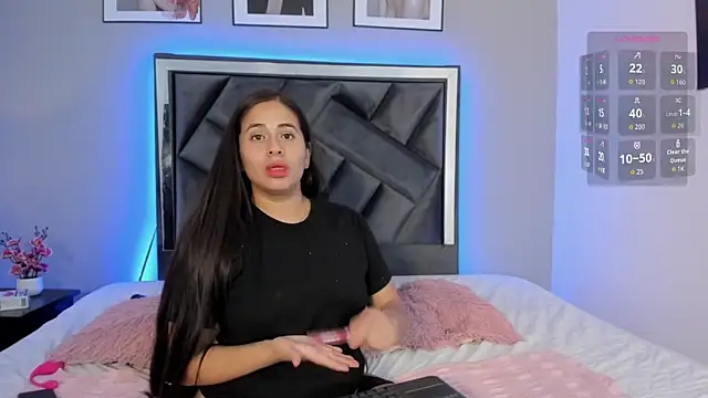 Snapshot of zoe_longhair chatting on October 29, 6:53 pm zoe longhair online show from October 29, 6:53 pm