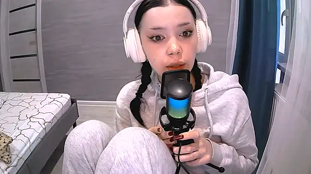 Snapshot of AnabelStar chatting on October 17, 11:57 am AnabelStar online show from October 17, 11:57 am