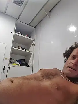 Snapshot of shainnfk chatting on January 17, 1:27 pm shainnfk online show from January 17, 1:27 pm