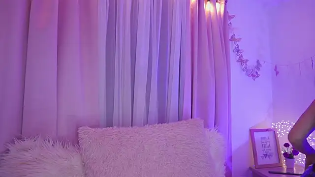 Meggie  online show from February 4, 10:58 pm