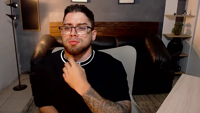 Mike montoya01 online show from July 10, 12:37 am