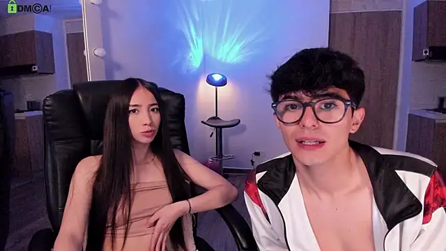 Mikeyvioleta  online show from February 22, 10:03 am