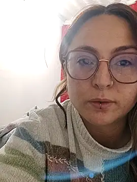 Rhosynn online show from December 3, 2:41 am