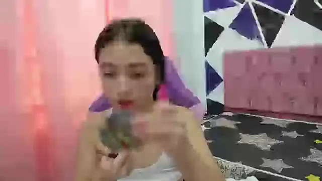 scarleth18 online show from October 27, 1:48 pm