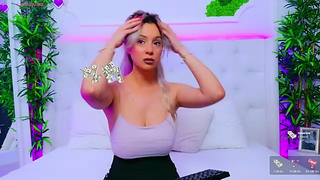 AriannaSins online show from November 11, 2:06 pm