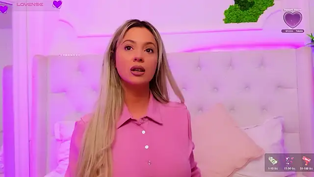 AriannaSins online show from April 29, 12:09 pm