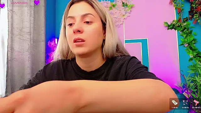 AriannaSins online show from May 14, 12:34 pm