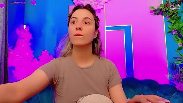 AriannaSins online show from May 18, 1:17 pm