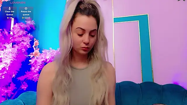 AriannaSins online show from June 3, 11:57 am