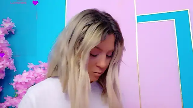 AriannaSins online show from July 16, 1:06 pm