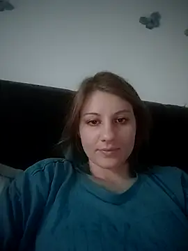 Snapshot of SandyCassie chatting on October 25, 4:53 am SandyCassie online show from October 25, 4:53 am