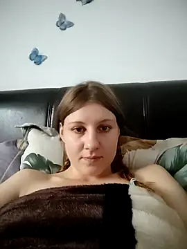 Snapshot of SandyCassie chatting on October 26, 6:30 am SandyCassie online show from October 26, 6:30 am