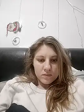 Snapshot of SandyCassie chatting on November 28, 5:54 am SandyCassie online show from November 28, 5:54 am