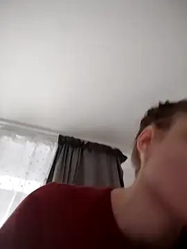 Snapshot of SandyCassie chatting on December 1, 7:13 am SandyCassie online show from December 1, 7:13 am