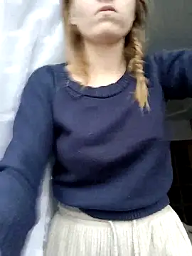 Snapshot of SandyCassie chatting on December 3, 7:49 am SandyCassie online show from December 3, 7:49 am