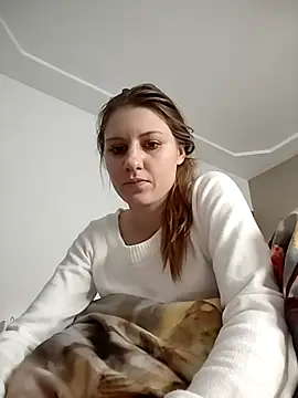 Snapshot of SandyCassie chatting on December 15, 9:24 am SandyCassie online show from December 15, 9:24 am