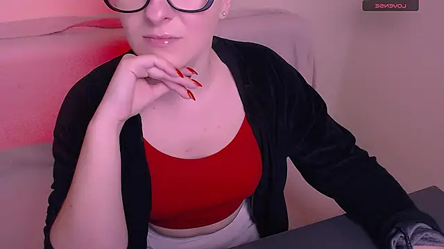 AllaLeomz online show from December 5, 8:23 am