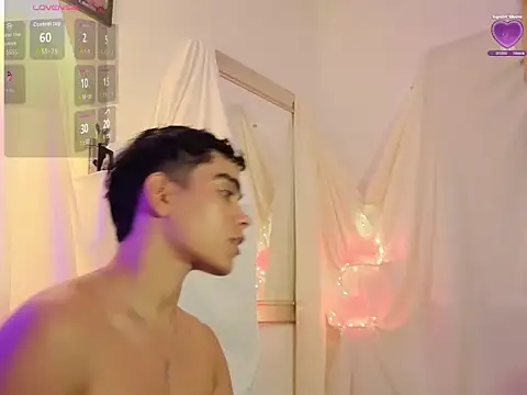 Yamilk101 online show from December 2, 1:22 am