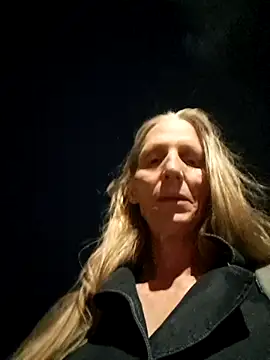 Cheryl F online show from March 30, 6:42 pm