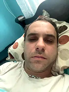 Snapshot of AndyLynn chatting on October 20, 4:57 am AndyLynn online show from October 20, 4:57 am