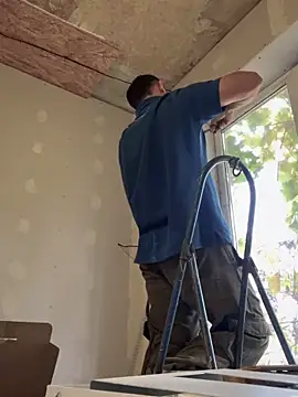 Snapshot of AndyLynn chatting on October 28, 10:41 am AndyLynn online show from October 28, 10:41 am