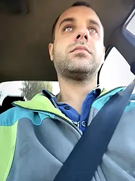 Snapshot of AndyLynn chatting on October 30, 9:11 am AndyLynn online show from October 30, 9:11 am