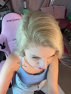 cold blondie online show from July 25, 5:27 am