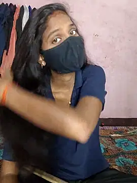 Snapshot of sweet_couple99 chatting on December 4, 8:45 am sweet couple99 online show from December 4, 8:45 am