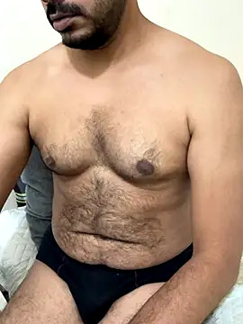 Handsome8677 online show from November 3, 11:33 am