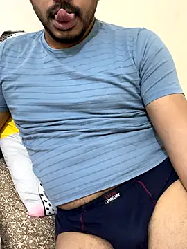 Handsome8677 online show from January 6, 7:56 am