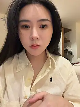 Snapshot of anqi6376 chatting on April 3, 4:27 pm anqi6376 online show from April 3, 4:27 pm