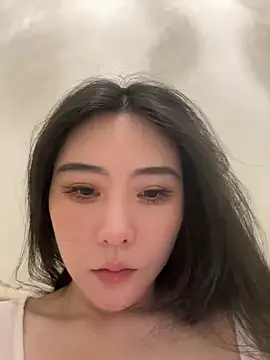 Snapshot of anqi6376 chatting on June 18, 4:00 pm anqi6376 online show from June 18, 4:00 pm