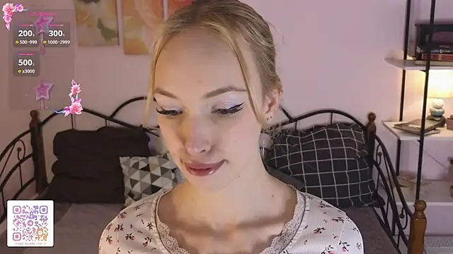Snapshot of Grace_Glend chatting on April 2, 10:07 pm Grace Glend online show from April 2, 10:07 pm