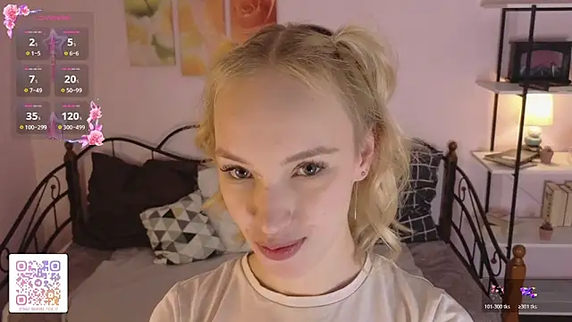 Snapshot of Grace_Glend chatting on April 4, 10:07 pm Grace Glend online show from April 4, 10:07 pm