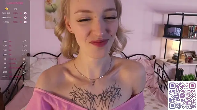Snapshot of Grace_Glend chatting on June 6, 10:14 pm Grace Glend online show from June 6, 10:14 pm