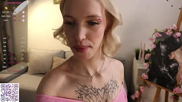 Snapshot of Grace_Glend chatting on June 17, 10:10 pm Grace Glend online show from June 17, 10:10 pm