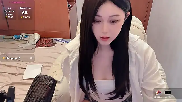 Snapshot of xiaolu8 chatting on October 15, 10:10 pm xiaolu8 online show from October 15, 10:10 pm