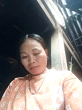 Snapshot of Bun_x chatting on October 21, 5:52 am Bun x online show from October 21, 5:52 am