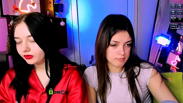 Snapshot of miki_ti chatting on January 8, 9:22 am miki ti online show from January 8, 9:22 am