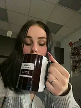 AliceLune online show from February 1, 12:04 pm