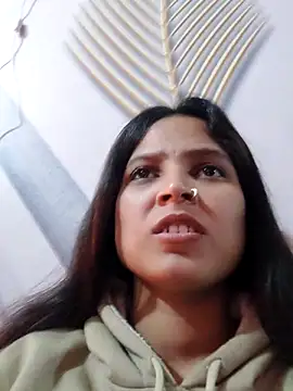 Snapshot of Anshika1431 chatting on November 15, 6:33 am Anshika1431 online show from November 15, 6:33 am