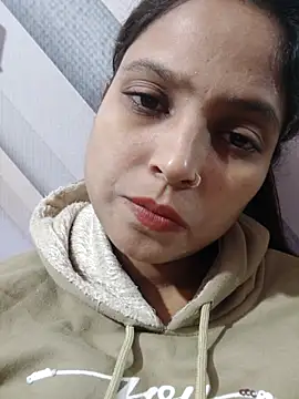 Snapshot of Anshika1431 chatting on November 16, 3:12 am Anshika1431 online show from November 16, 3:12 am